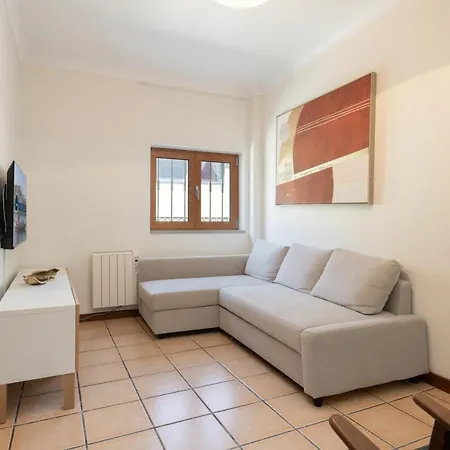 Spacious Duplex House - Jacuzzi & Terrace Holiday home *