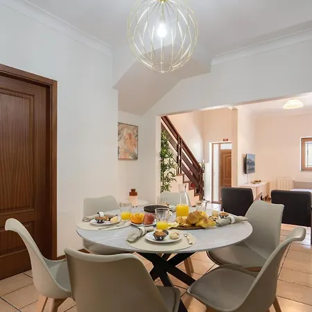 Spacious Duplex House - Jacuzzi & Terrace Porto