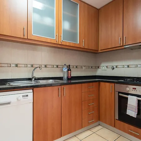 Spacious Duplex House - Jacuzzi & Terrace *