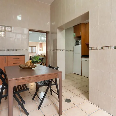 Spacious Duplex House - Jacuzzi & Terrace Holiday home *
