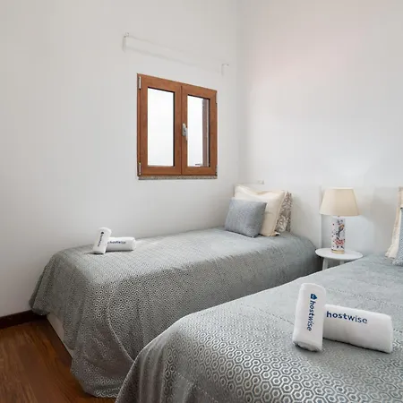 Holiday home Spacious Duplex House - Jacuzzi & Terrace *