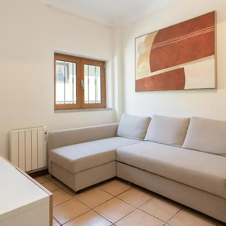 Spacious Duplex House - Jacuzzi & Terrace